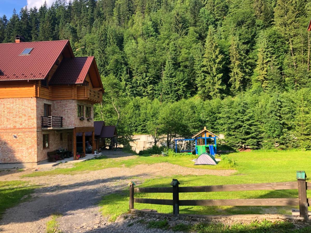 Під Магурою Hotel Vorokhta Exterior foto