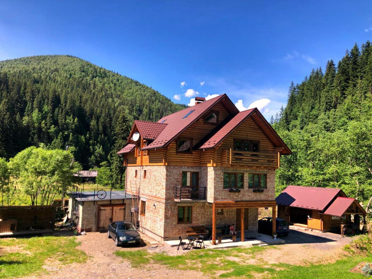 Під Магурою Hotel Vorokhta Exterior foto