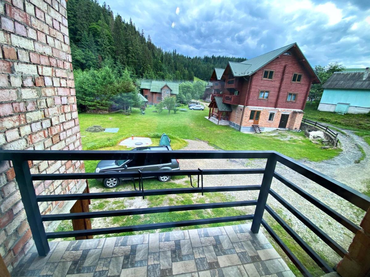 Під Магурою Hotel Vorokhta Exterior foto