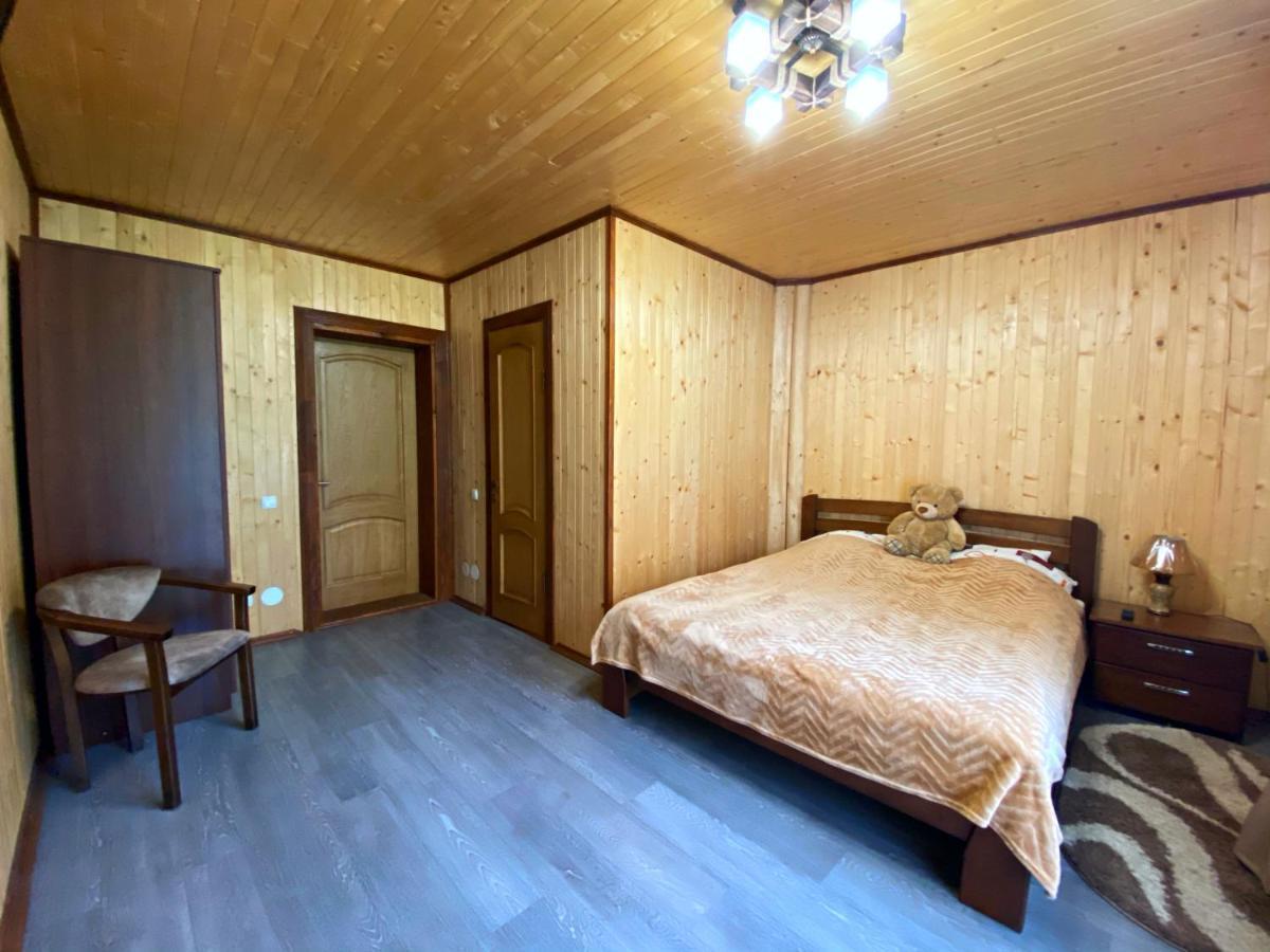 Під Магурою Hotel Vorokhta Exterior foto